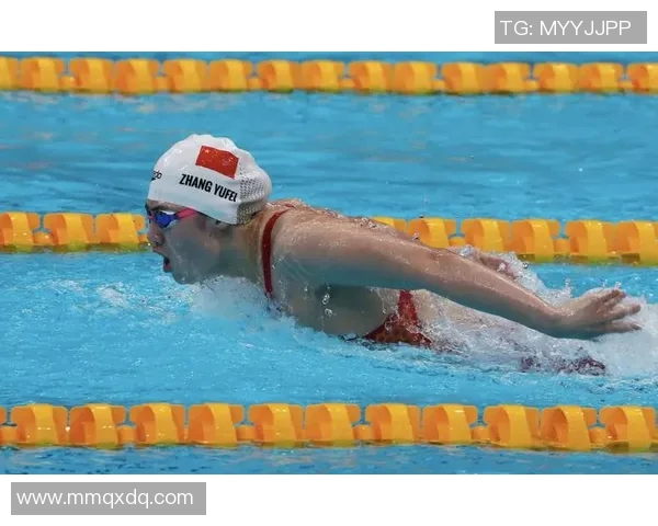 蝶泳技巧提升与体能训练的综合方案与训练方法探讨